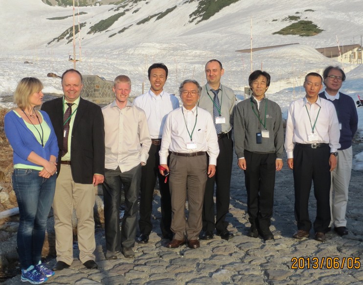 R. Holmestad (NTNU), J. Røyset (Hydro), S. Wenner (NTNU), T. Saito (NTNU), T. Sato (Tokyo Tech), C.D. Marioara (SINTEF), K. Matsuda (Univ. Toyama), Nunomura (Univ. Toyama), T. Matsuzaki (Riken). Photo: K. Nishimura R. Holmestad (NTNU), J. Røyset (Hydro), S. Wenner (NTNU), T. Saito (NTNU), T. Sato (Tokyo Tech), C.D. Marioara (SINTEF), K. Matsuda (Univ. Toyama), Nunomura (Univ. Toyama), T. Matsuzaki (Riken). Photo: K. Nishimura