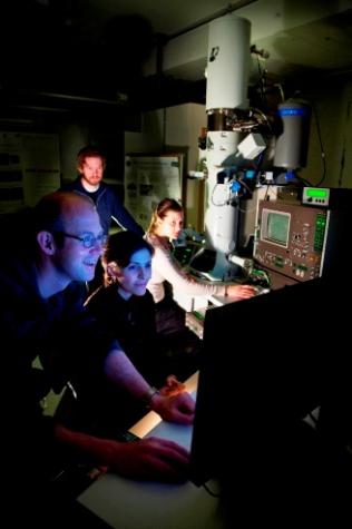 The Jeol 2010F is a field emission gun (FEG) TEM. Photo: Thor Nielsen