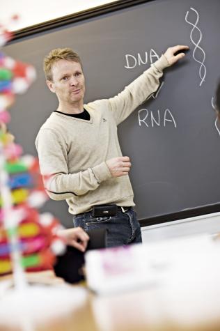 Professor Helge Klungland