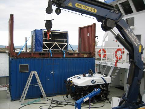 2 x 20ft container SPERRE K-30 ROV and umbilical winch