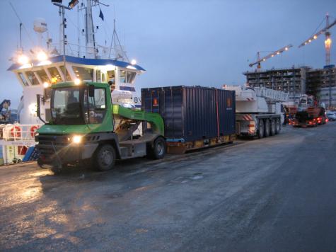 Gunnerus mobilizes for cruises. Photo: S Linde