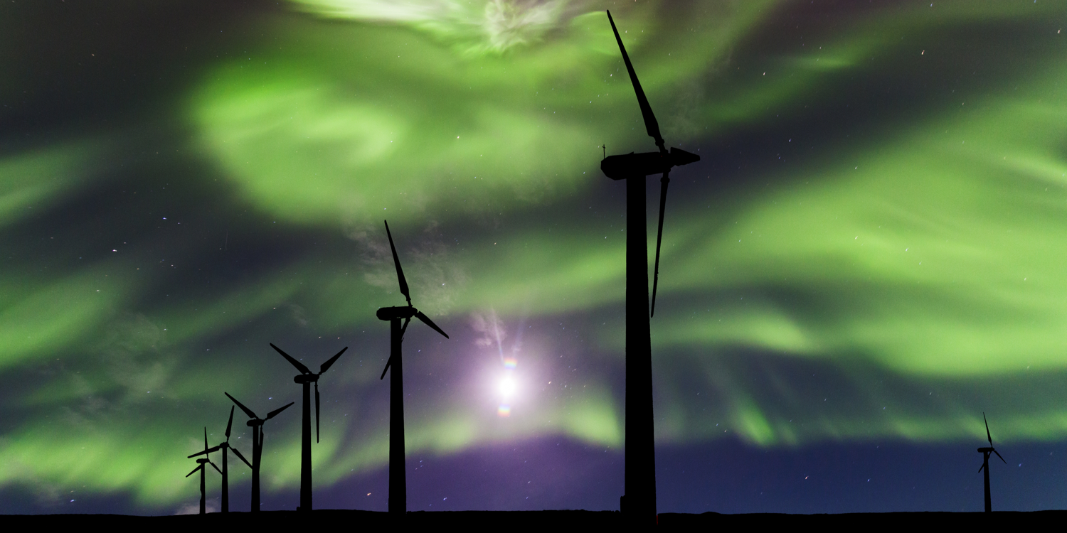 Picture of turbines in northernlights