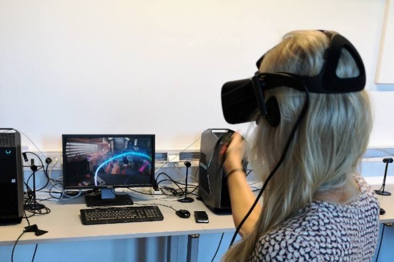 Students wearing virtual reality headset