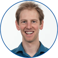 Portrait photo Emlyn Davies