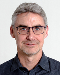 Dr. Peter Försth portrait
