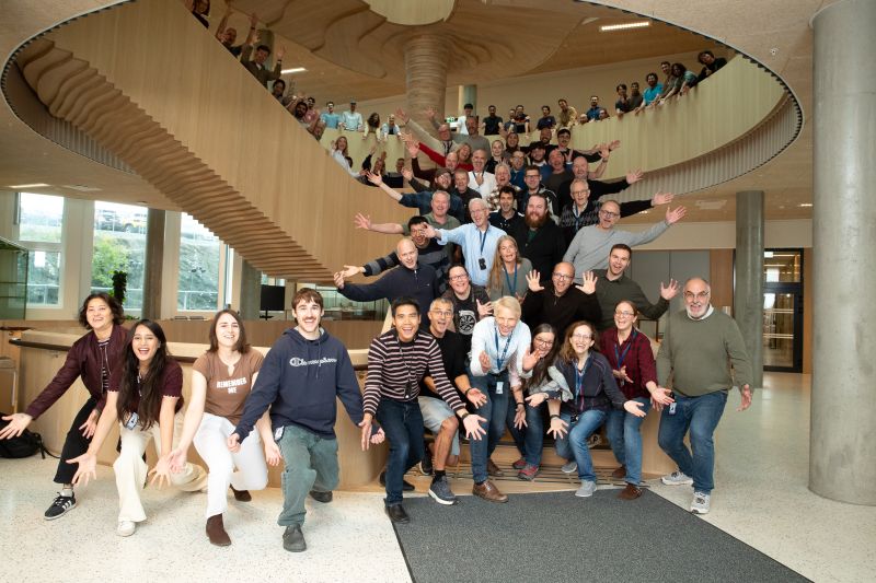 Group photo of all the staff at NTNU IMT