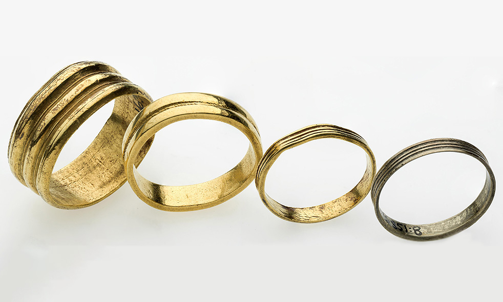 Four golden rings