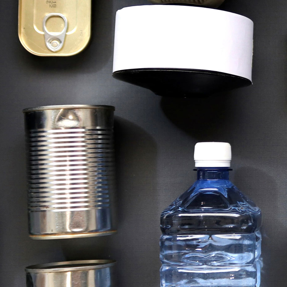 Food and water. Photo