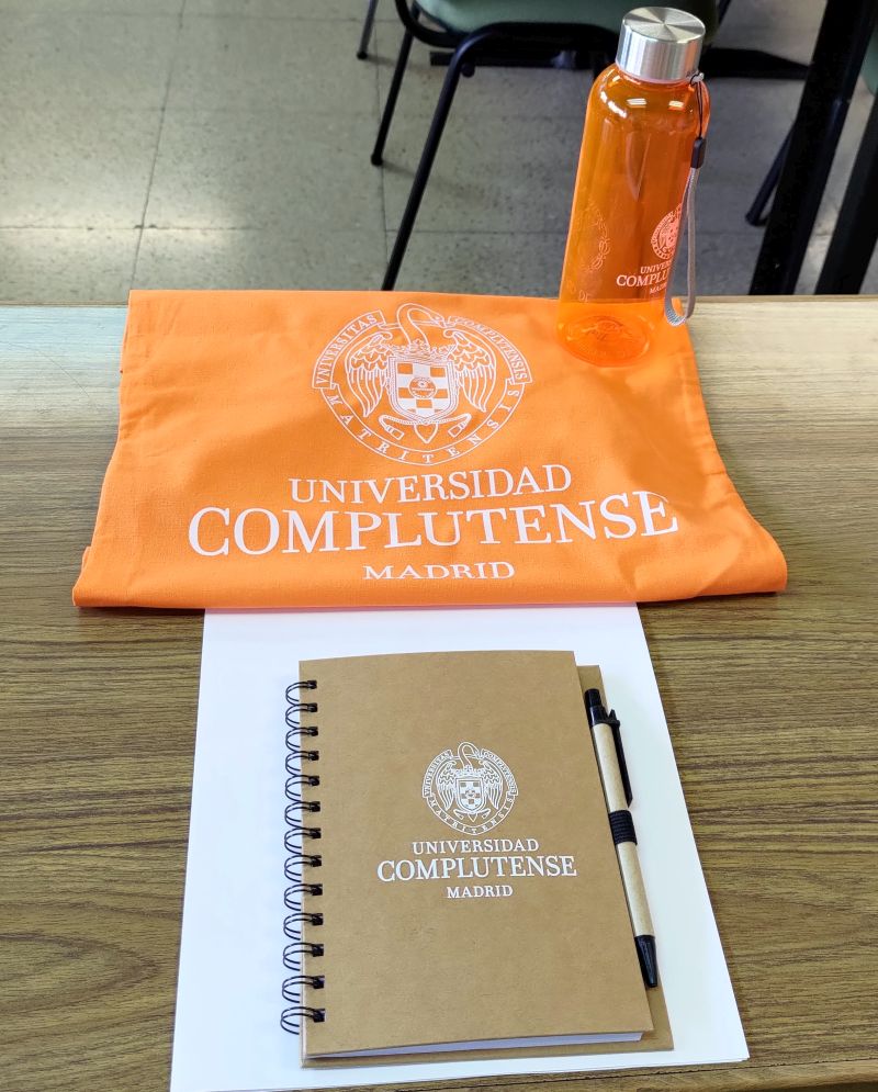 University of Complutense tote bag, notebook and water bottle