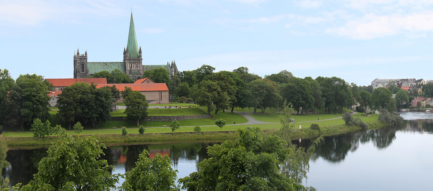 Photo: Nidaros Cathedral, Archbishops palace and Nidelven river.