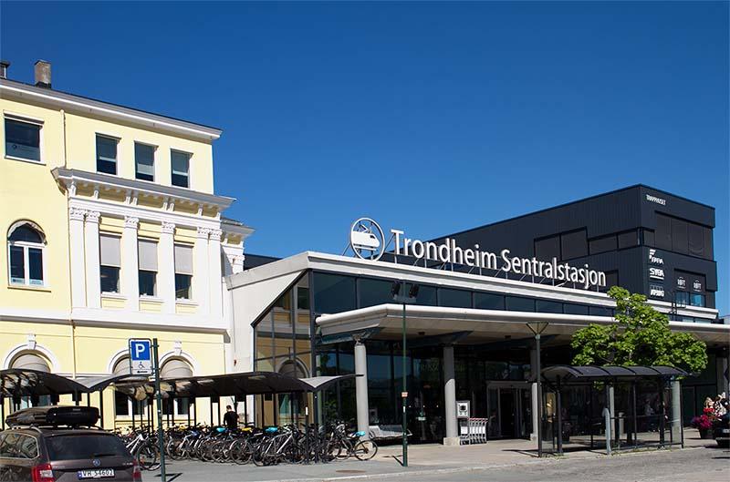Photo: Trondheim S exterior