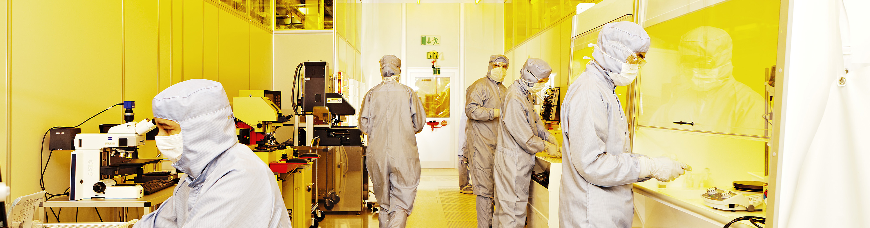 Researchers in a lab. Photo
