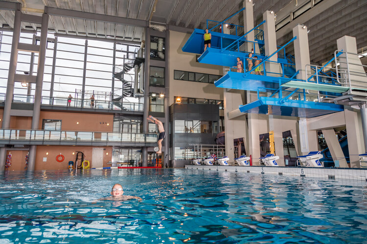 swimming pool
