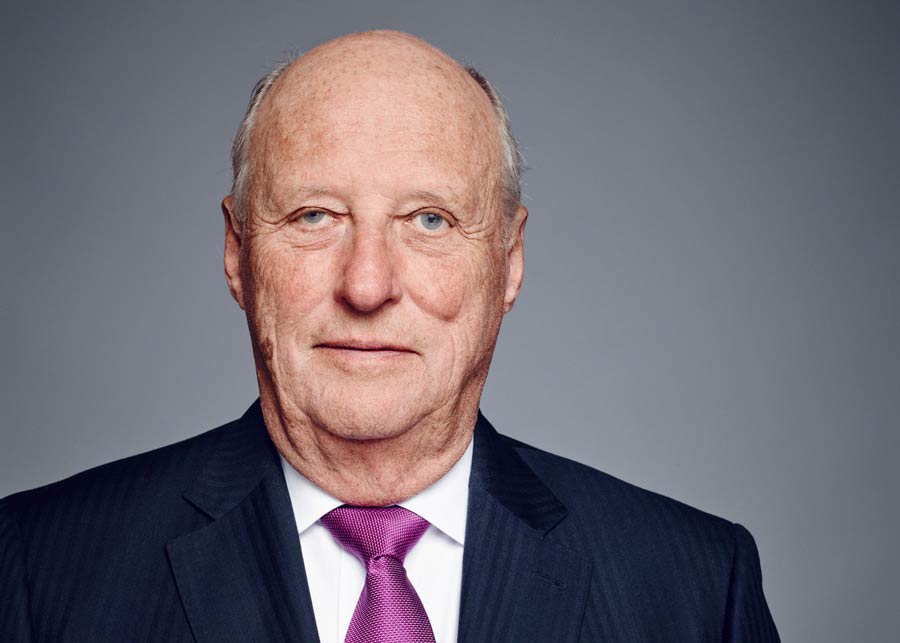 Portrait photo of King Harald V