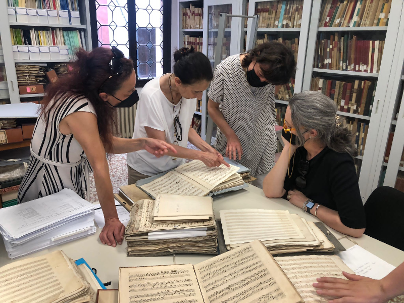 WoVen group at work in the Biblioteca of the Conservatorio 'Benedetto Marcello' in Venice in 2022