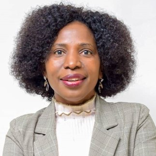 Portrait Dr. Patricia Katowa-Mukwato