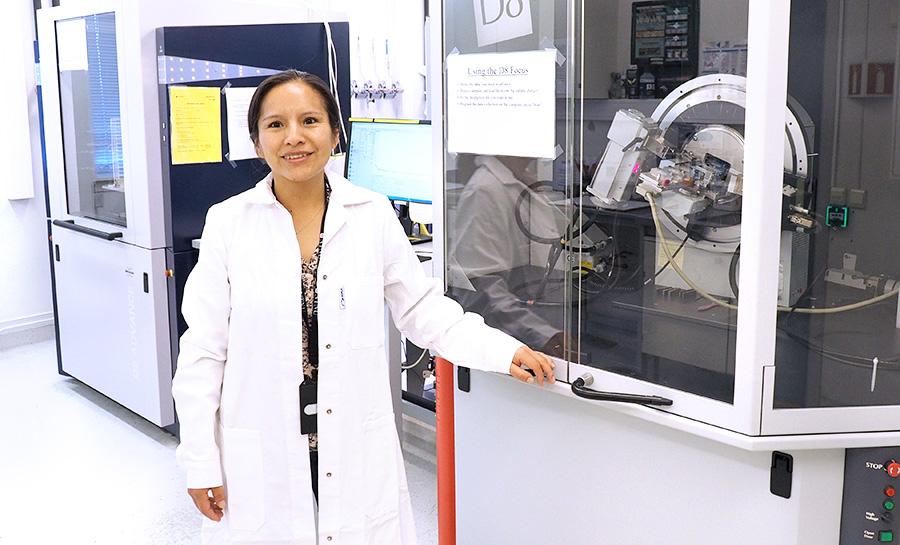 A woman in a lab. Photo