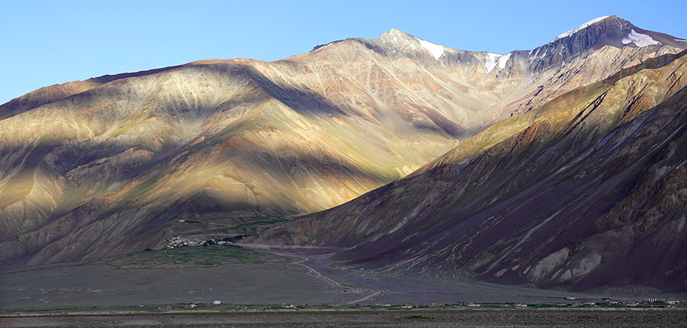 Picture of the Himalaya mountains