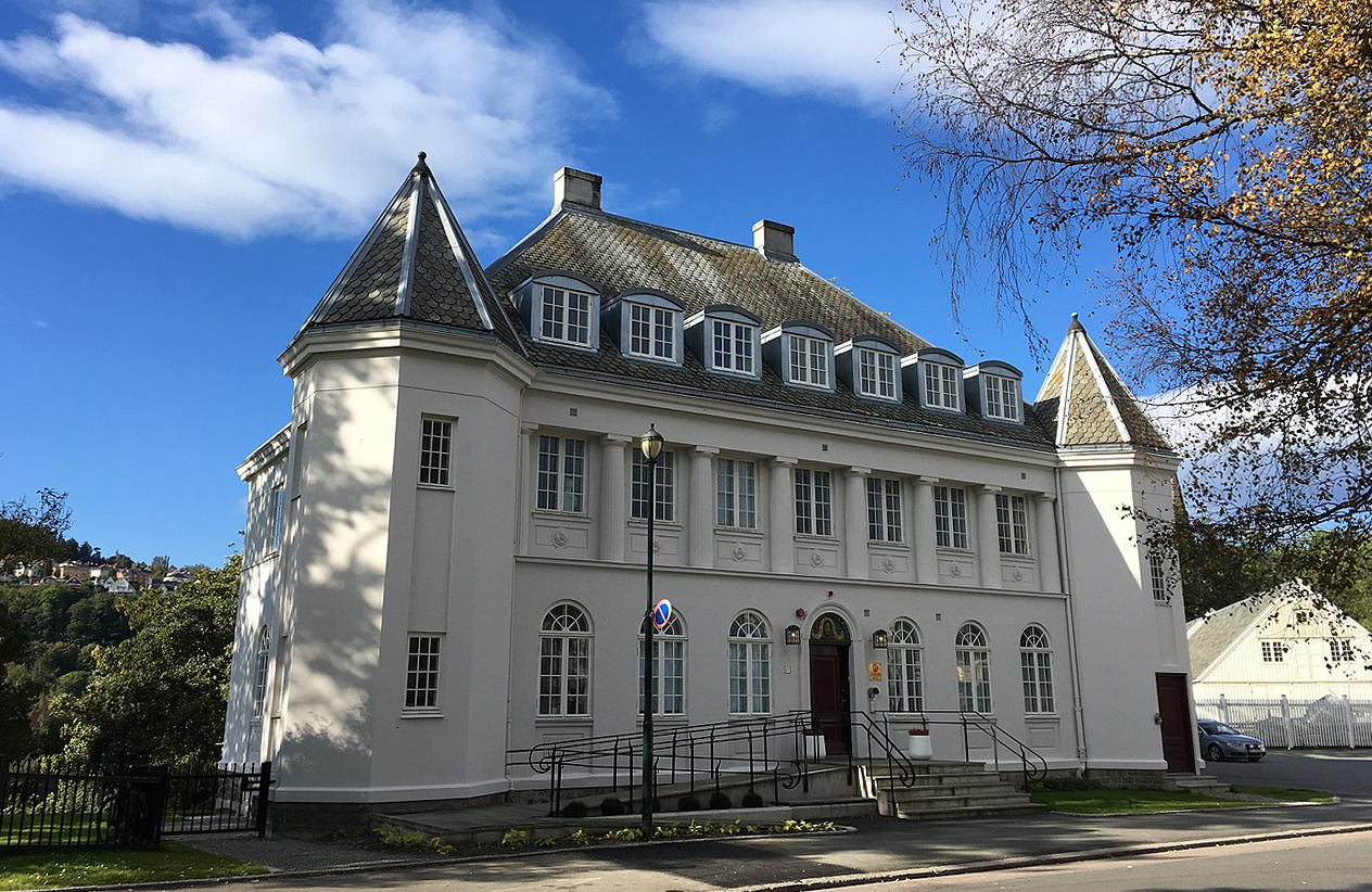 Bilde av DKNVS sitt hus i Trondheim