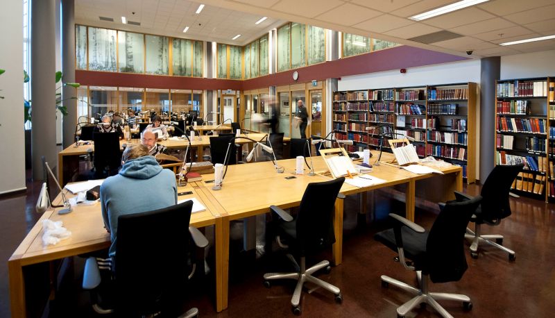 Photo of the reading room in the Dora Archive Center