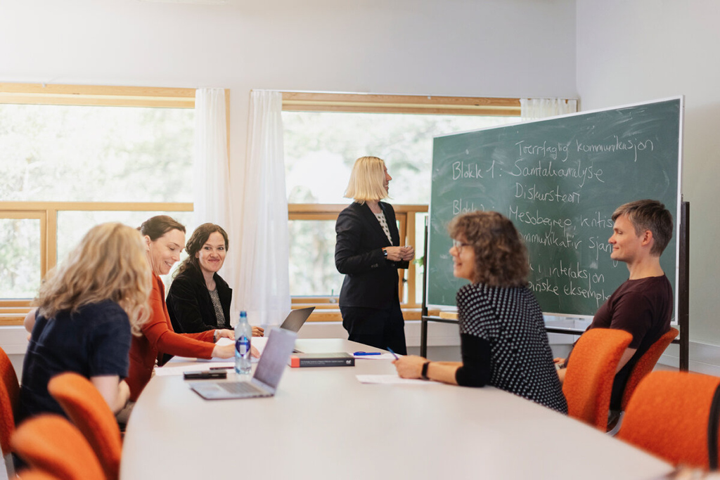 Students at a continuing education course. Photo: Elin Iversen