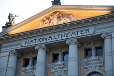 Nationaltheatret. Foto: Alexander Ottesen - Wikimedia commons